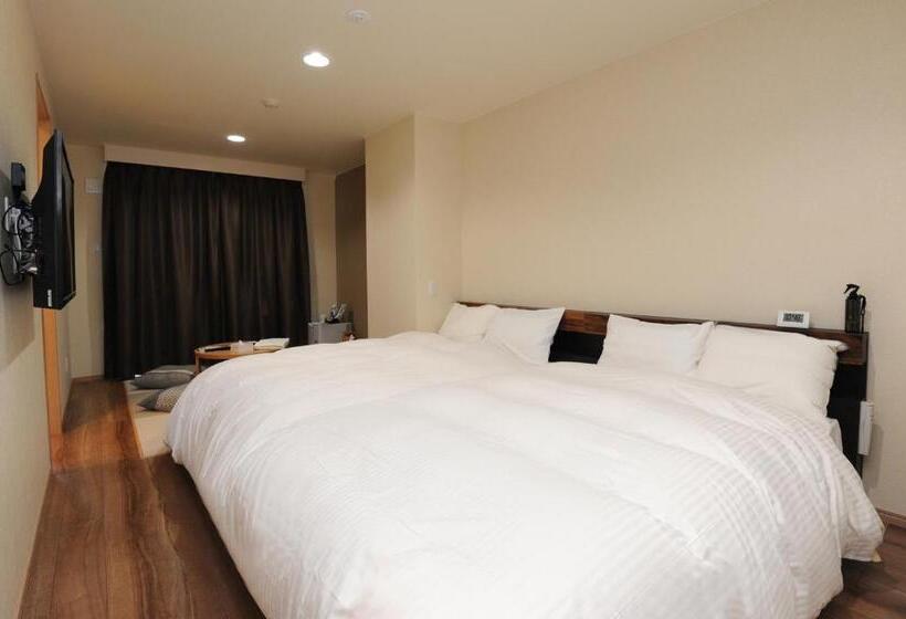 اتاق استاندارد چهار تخته, Sunriver Shimanto
