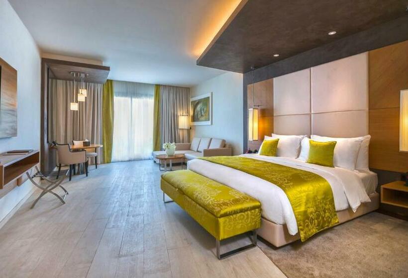 اتاق لوکس با تخت بزرگ, Mövenpick Hotel Du Lac Tunis