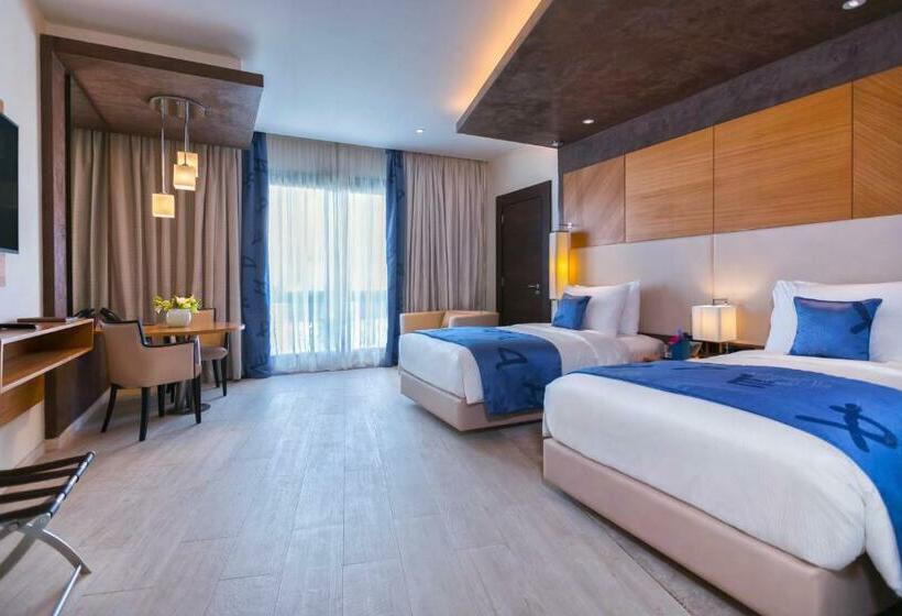 اتاق پریمیوم با چشم‌انداز دریاچه, Mövenpick Hotel Du Lac Tunis
