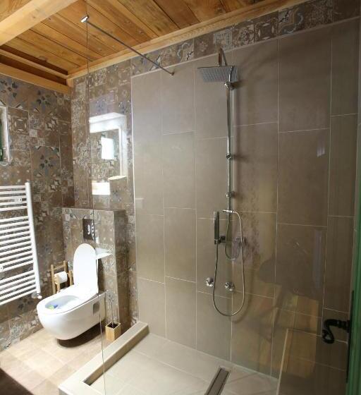 اتاق استاندارد, Mecavnik Resort
