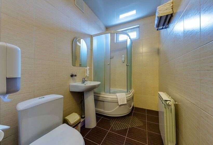 Номер Стандарт, Marton Turgeneva
