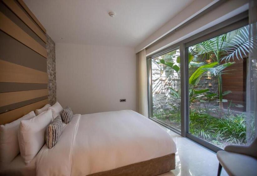 Вилла 4 Спальни, Mett Hotel & Beach Resort Bodrum
