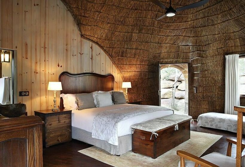 Шале Deluxe 1 Спальня, Zulu Camp At Shambala Private Game Reserve