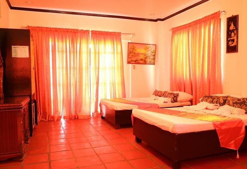 سوییت خانوادگی, Isla Bonita Beach Resort