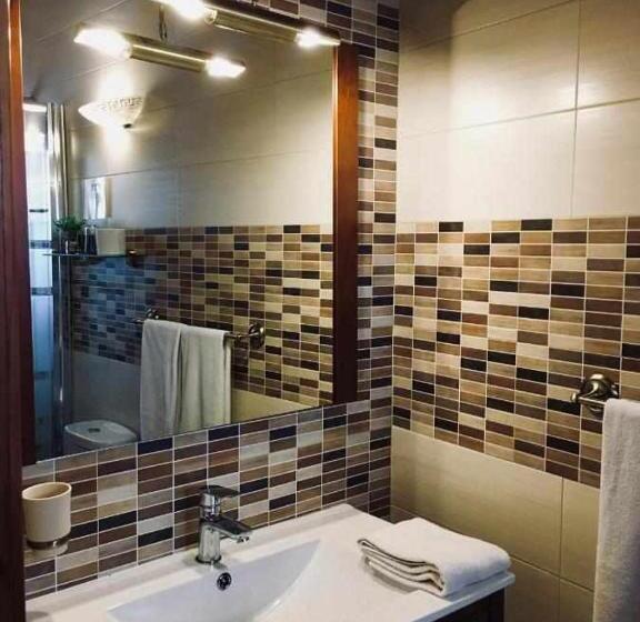 阁楼房, Hostal Segovia Adults Only
