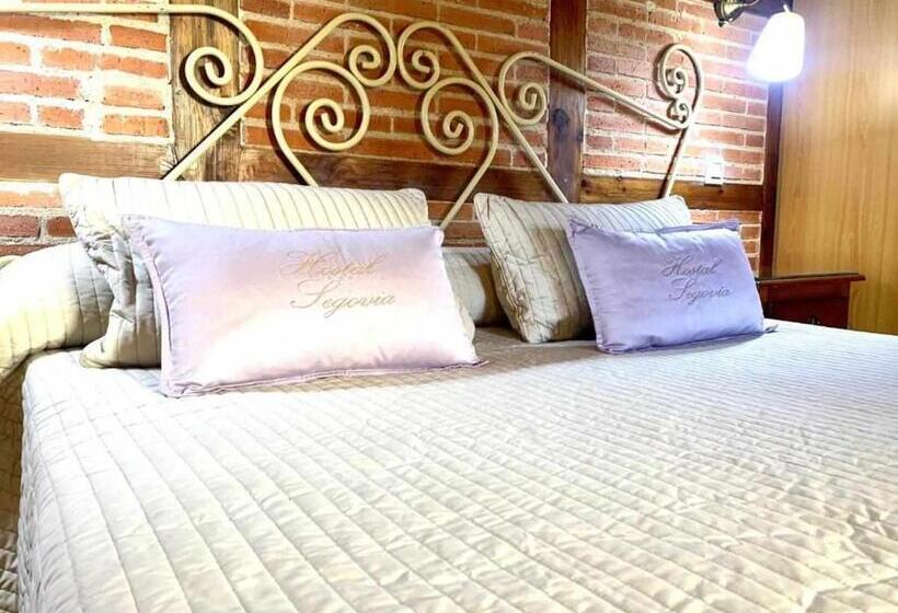 阁楼房, Hostal Segovia Adults Only