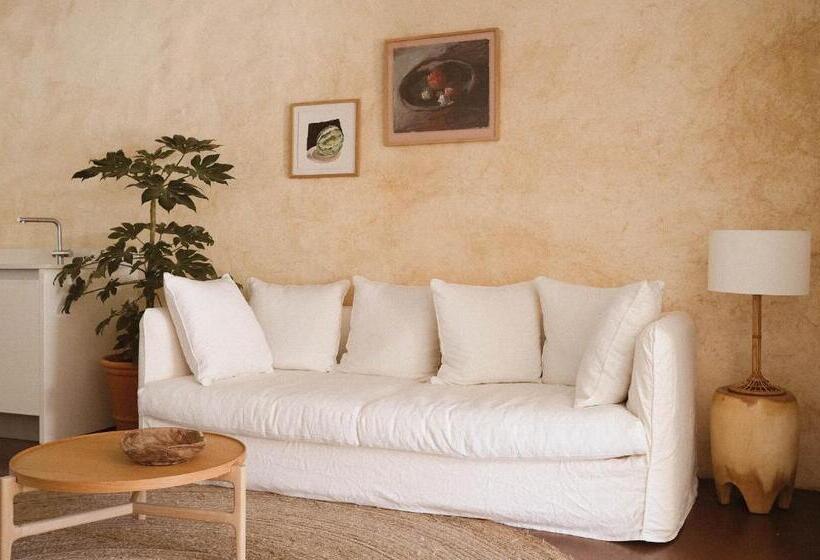 Апартаменты 3 Спальни, Le Galinier, Lourmarin, An Authentic Beaumier Guesthouse