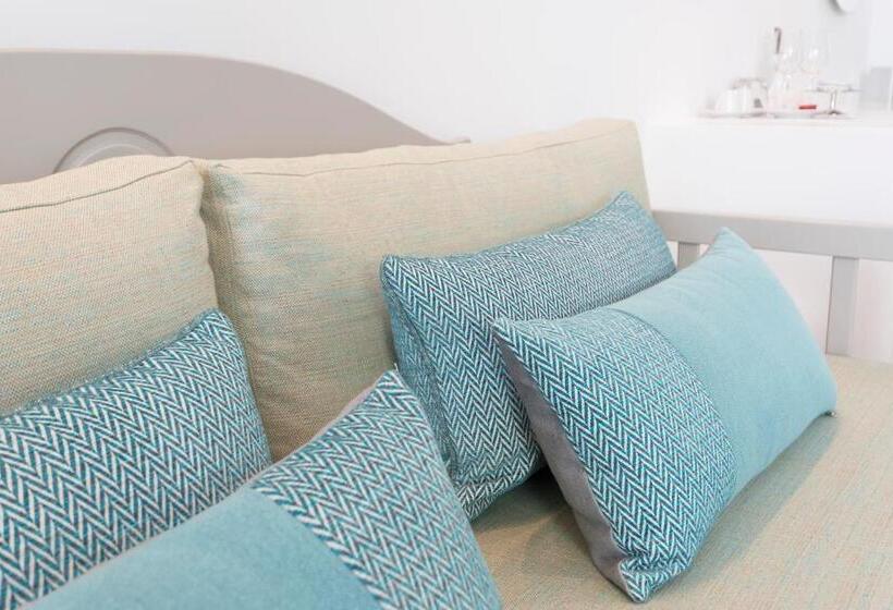 Полулюкс Вид на Бассейн, Stelia Mare Boutique