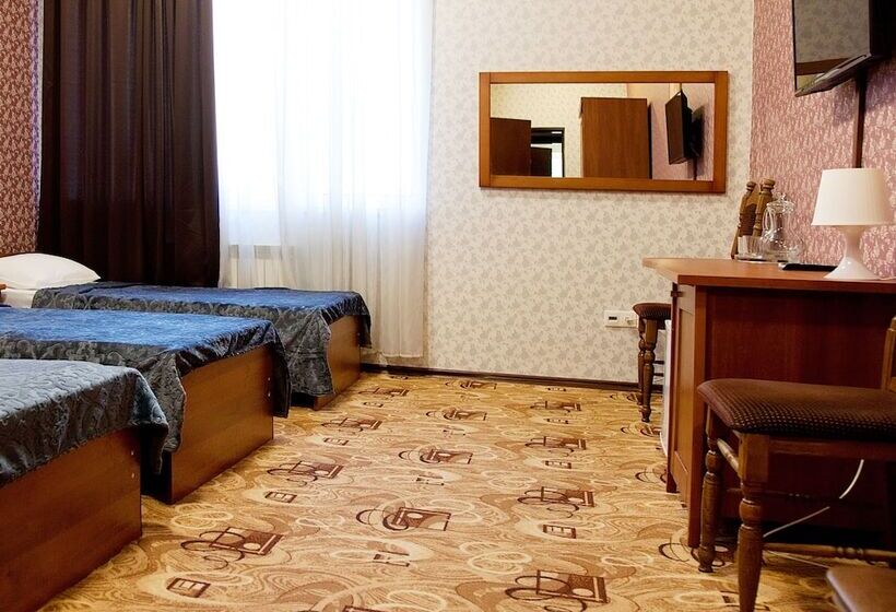 Трехместный Номер Комфорт, Utomlyonnye Solntsem