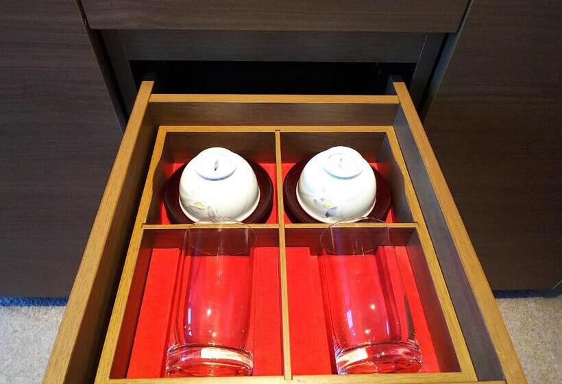 거실 별도 수피리어 룸, Nagoya Prince Hotel Sky Tower