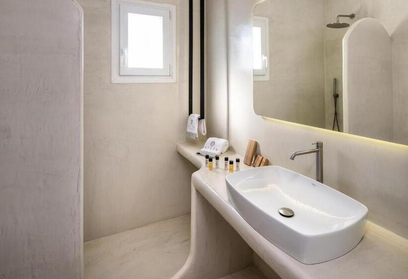 Полулюкс Вид на Бассейн, Aelia Luxury Suites