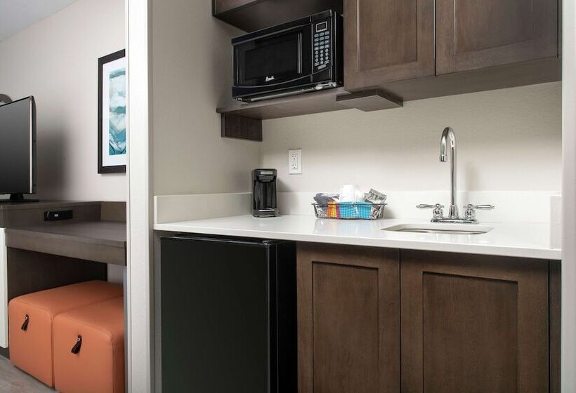 스탠다드 룸 킹사이즈 침대, Hampton Inn Marathon   Florida Keys