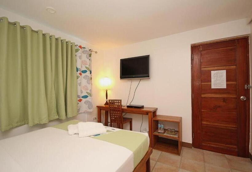 اتاق سوپریور, Bluewaves Beach House