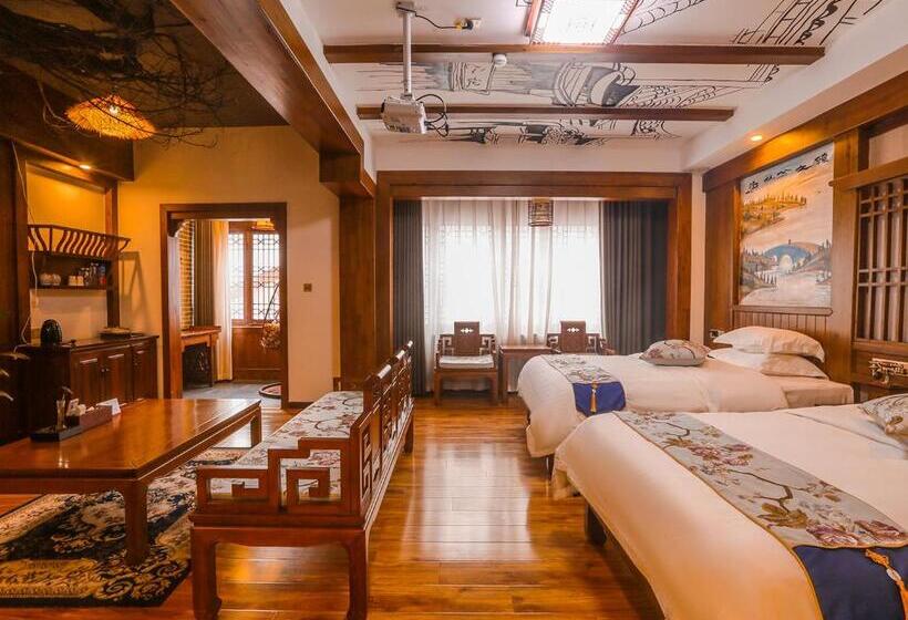 Deluxe room with river view, Lee S Boutique Resort