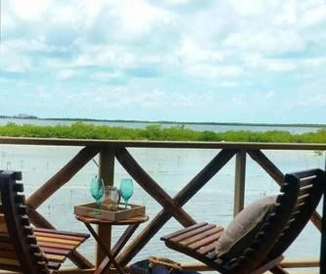 اتاق استاندارد با تخت بزرگ, Lina Point Belize Overwater Resort