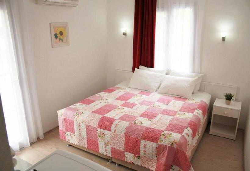Студия Стандарт, Parla Apart Otel