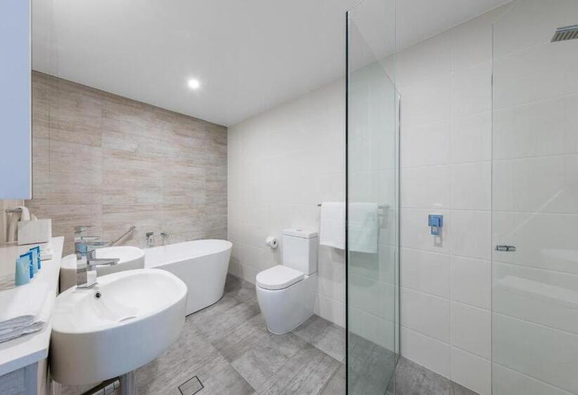 带3个卧室的套间, Meriton Suites Southport