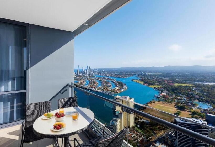 带3个卧室的套间, Meriton Suites Southport