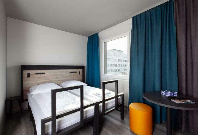 Номер Стандарт, a&o Frankfurt Ostend
