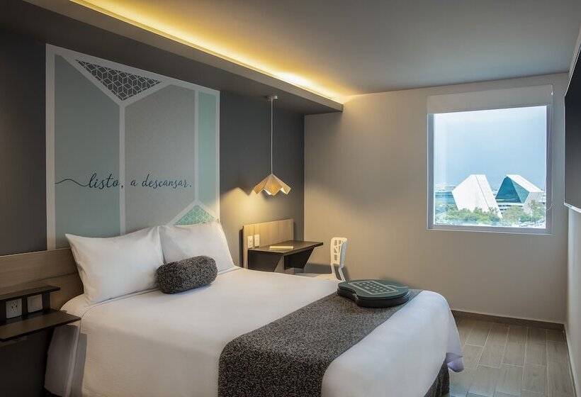 Номер Superior, One Monterrey Tecnológico