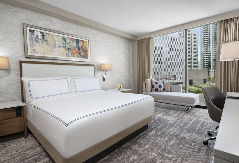 חדר קלאב, Intercontinental San Diego, An Ihg