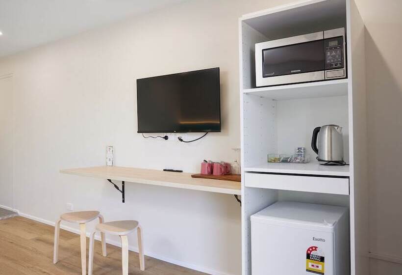 Номер Стандарт, Red Star Palm Beach