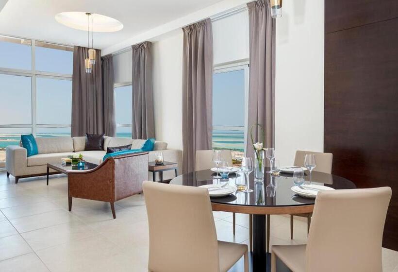 سوییت با چشم‌انداز دریا, Staybridge Suites   Doha Lusail, An Ihg
