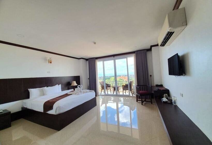Номер Deluxe, Continental Plaza Vientiane