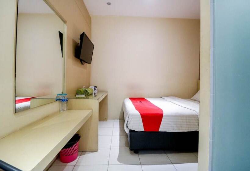 اتاق استاندارد, Reddoorz Near Pasar Tarapung Siring Banjarmasin
