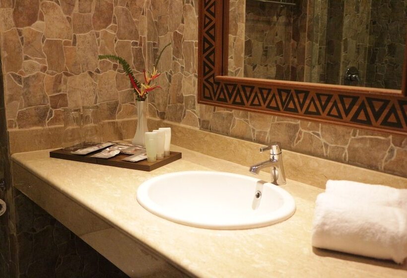 带山景的复式房间, Baobab Safari Resort