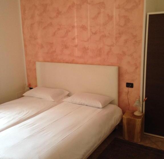 Standard room with outdoor bath, De La Tour