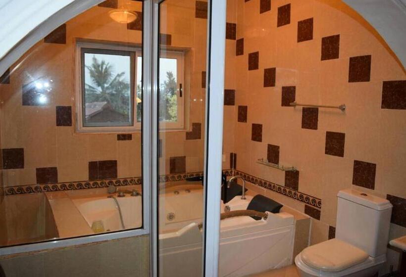 Люкс Кровать Кинг, Coconut Pointe Villa & Beach Resort