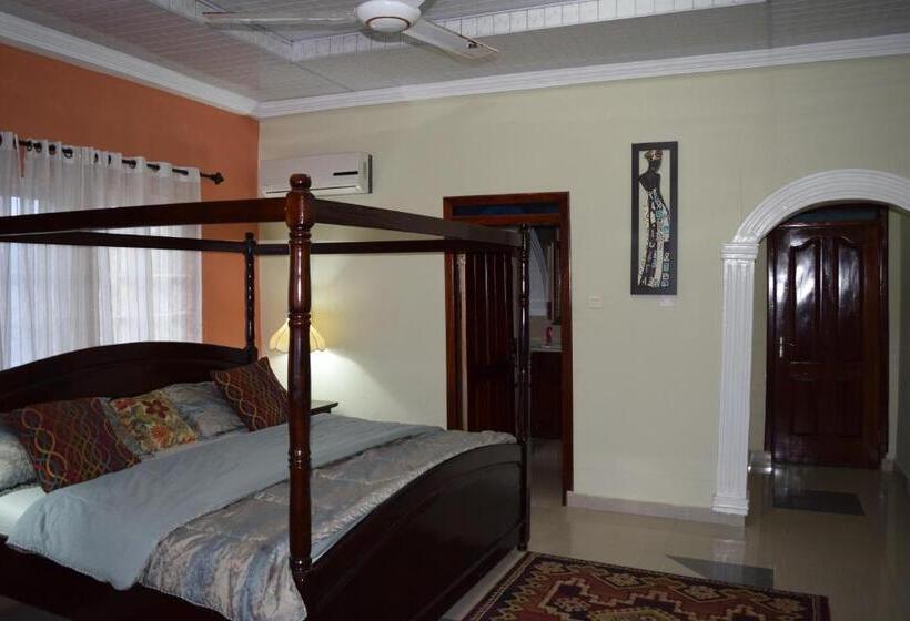 Люкс Кровать Кинг, Coconut Pointe Villa & Beach Resort