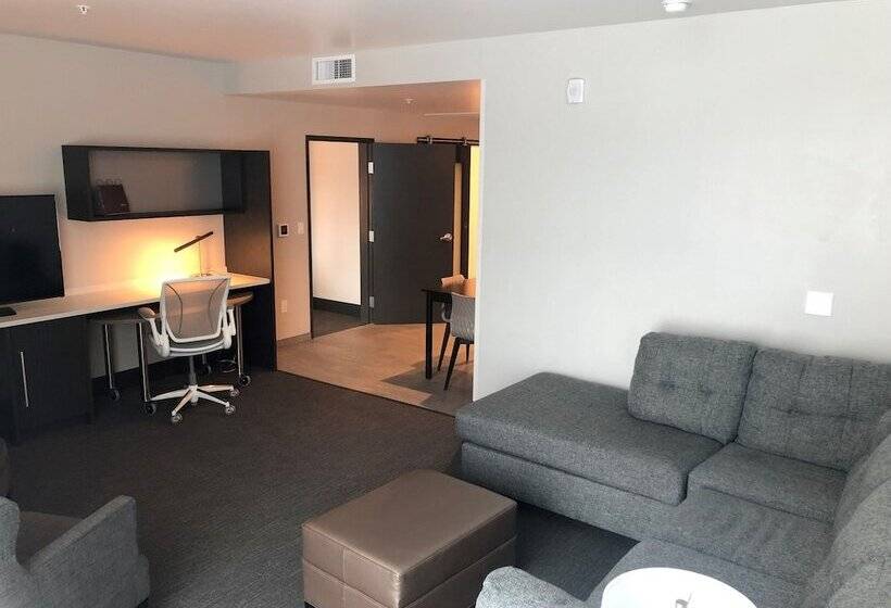 Люкс, Home2 Suites By Hilton Los Angeles Montebello