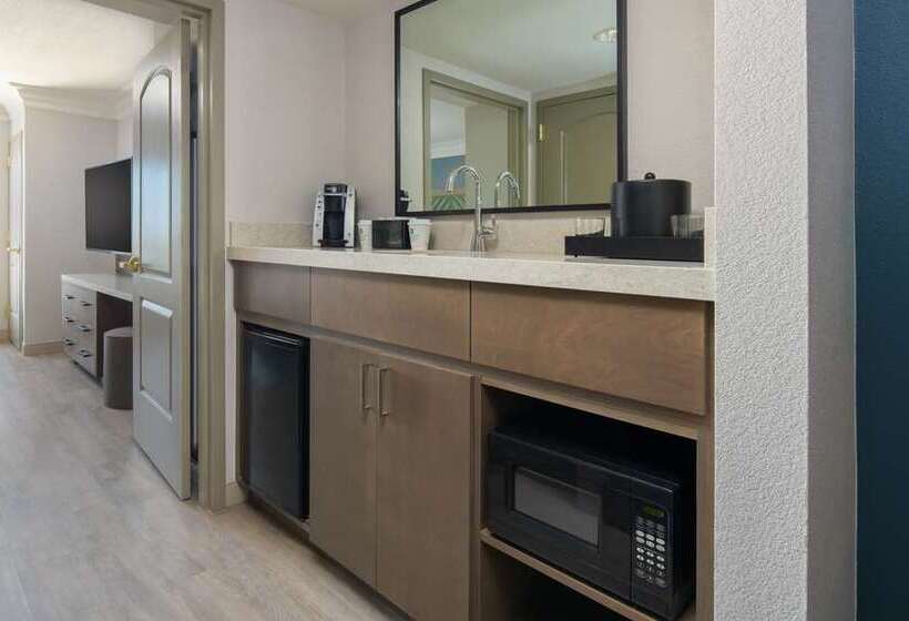 Люкс, Home2 Suites By Hilton Los Angeles Montebello