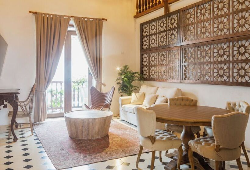 2 Bedroom Suite with Balcony, Casa La Factoria By Faranda Boutique, A Member Of Radisson Individuals