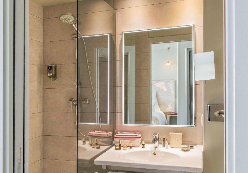 Номер Стандарт, Mercure Paris Pont De Levallois Neuilly