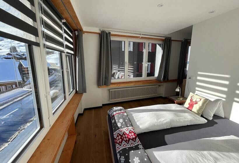 四人高级间, Mountain Lodge Sedrun