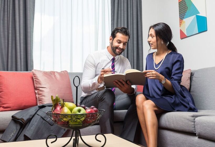 Номер Стандарт, Studio M Arabian Plaza Hotel & Hotel Apartments