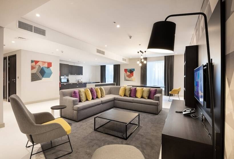 Апартаменты 3 Спальни, Studio M Arabian Plaza Hotel & Hotel Apartments
