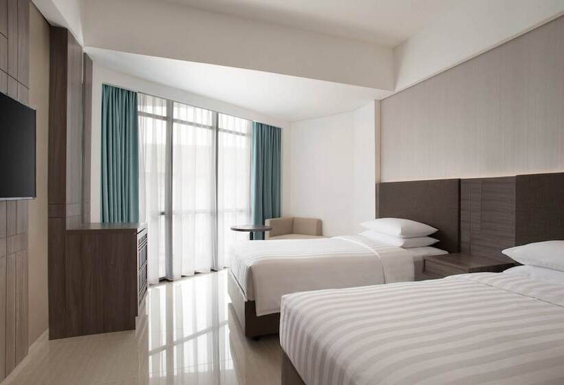 اتاق استاندارد با بالکن و چشم‌انداز دریا, Fairfield By Marriott Belitung