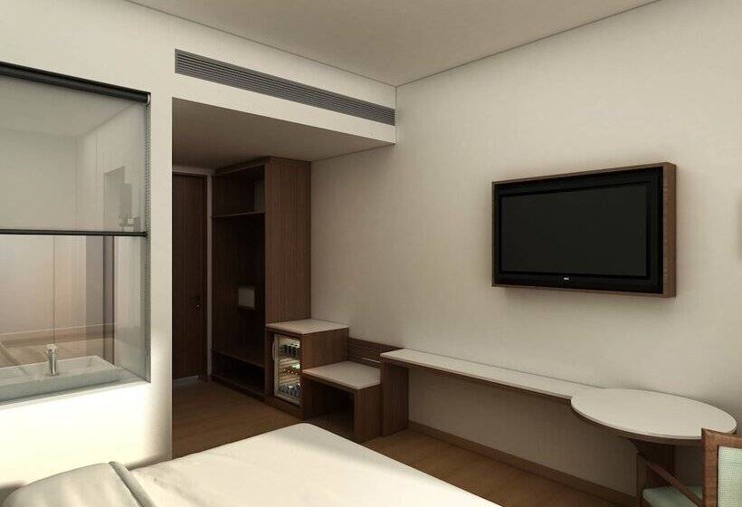 Номер Premium Вид на Бассейн, Fairfield By Marriott Sriperumbudur