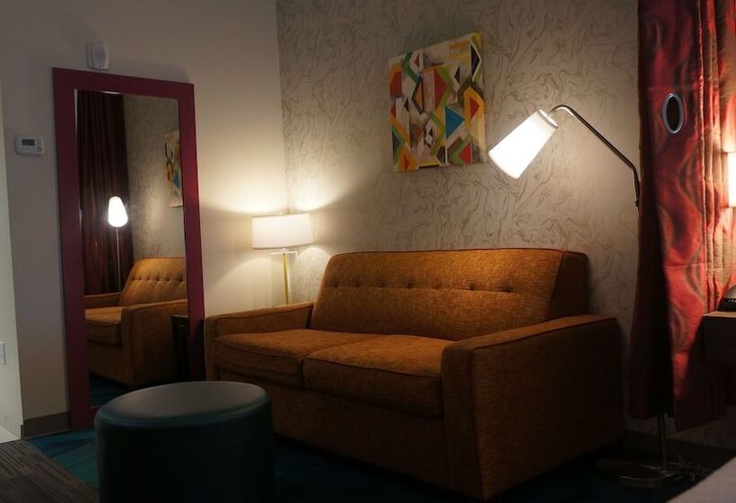 Люкс, Home2 Suites By Hilton Clermont