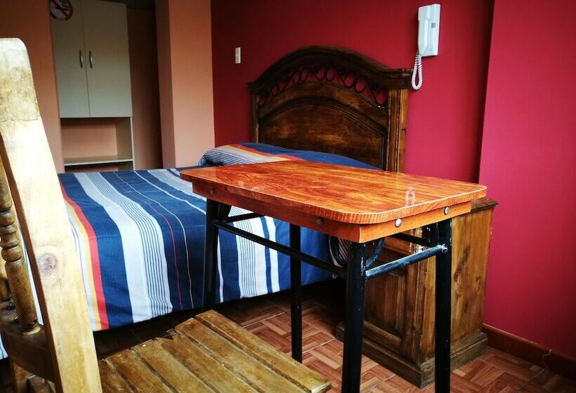 اتاق خانوادگی, Bolivian Heights Hostel