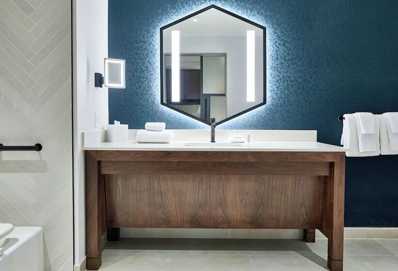 اتاق استاندارد با تخت دو نفره بزرگ, Residence Inn by Marriott Nashville Downtown/Convention Center