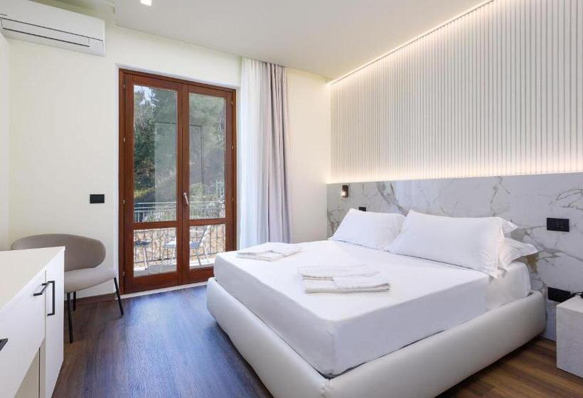 スタンダードトリプルルーム, Albergo Auralba