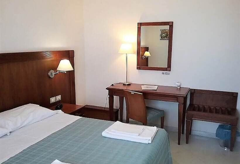 Номер Стандарт Вид на Море, Albergo Auralba