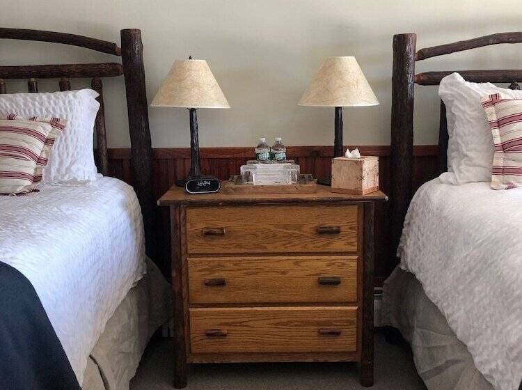 Дом 1 Спальня, Garnet Hill Lodge