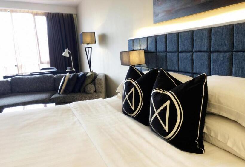 Полулюкс, M Roof Hotel & Residences