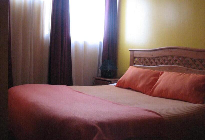 Номер Стандарт, Hostal El Mirador